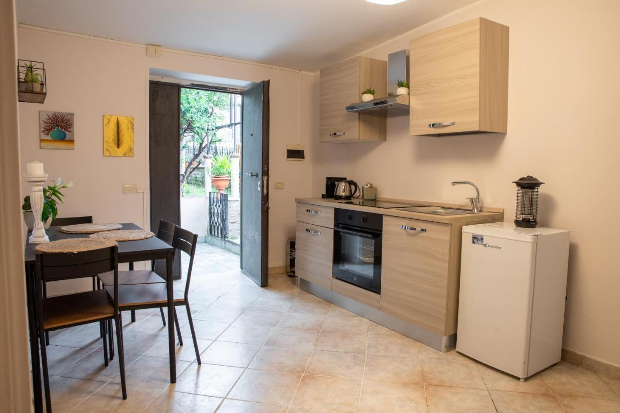 Suite Gli Ulivi Colonna ภายนอก รูปภาพ